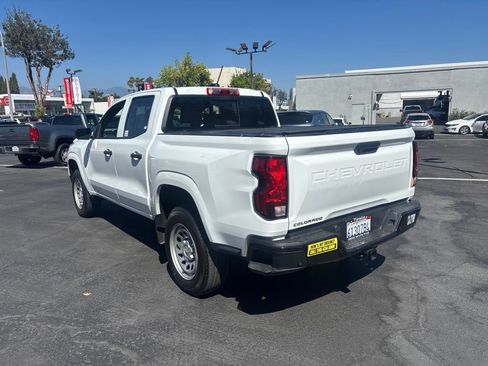 Used 2024 Chevrolet Colorado W/T w/ Technology Package RWD image 6