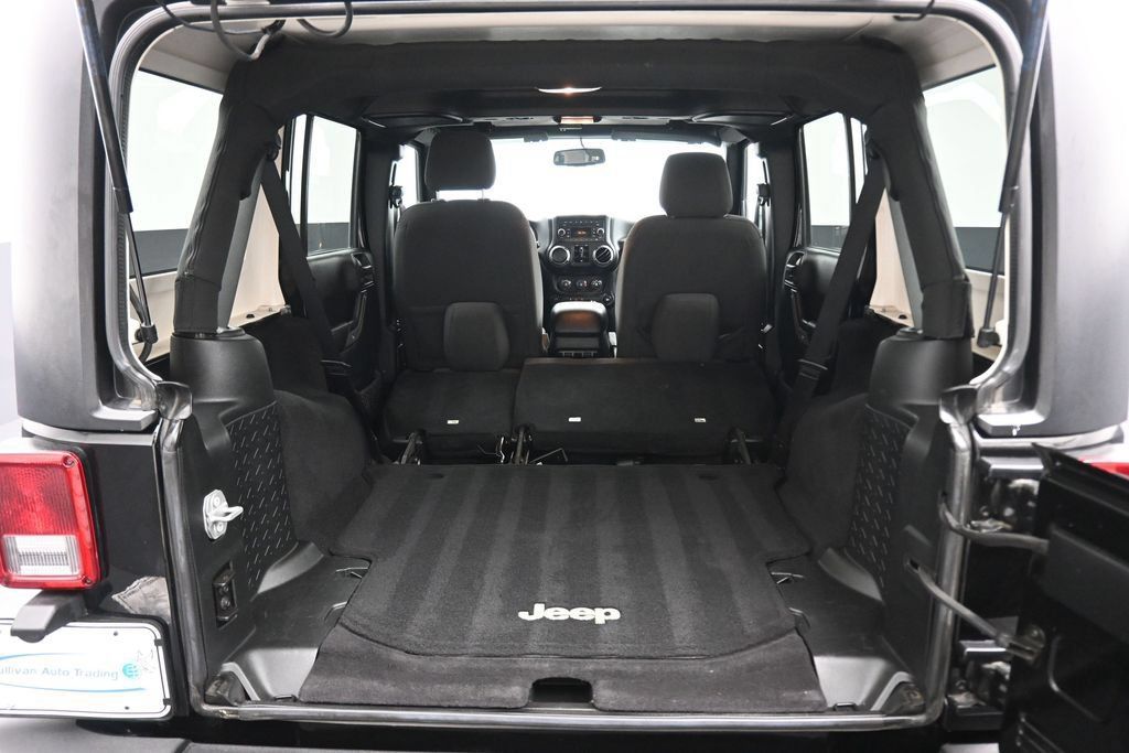 Used 2017 Jeep Wrangler Unlimited Sport w/ Quick Order Package 24S AWD/4WD image 34
