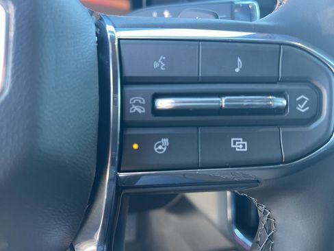 New 2026 GMC Acadia Elevation image 24