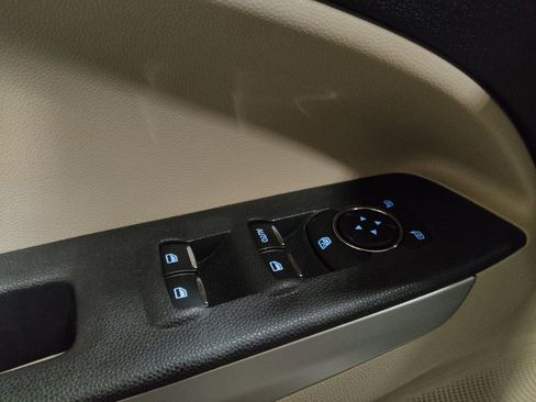 Used 2018 Ford EcoSport S FWD image 27
