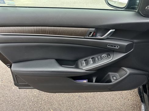 Used 2018 Honda Accord EX-L image 19