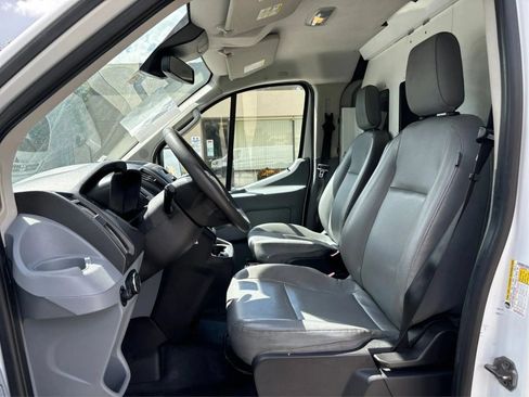 Used 2017 Ford Transit 250 148 Low Roof RWD image 9
