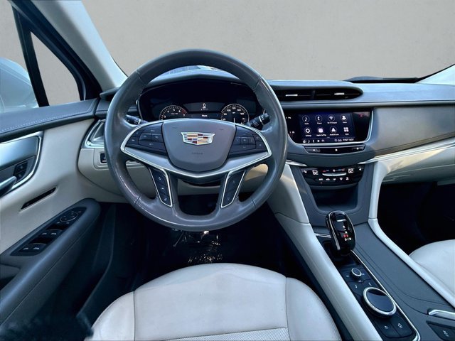 Used 2020 Cadillac XT5 Premium Luxury FWD image 7