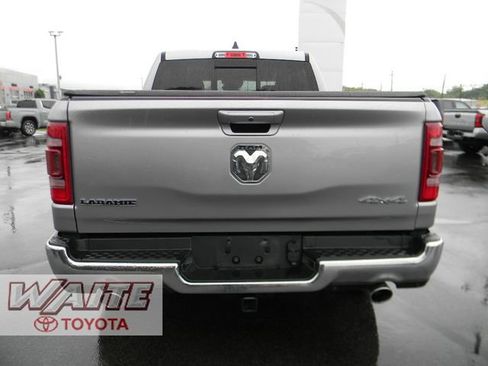 Used 2024 RAM 1500 Laramie AWD/4WD image 3