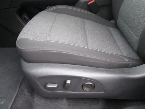 Certified 2025 GMC Acadia Elevation image 12