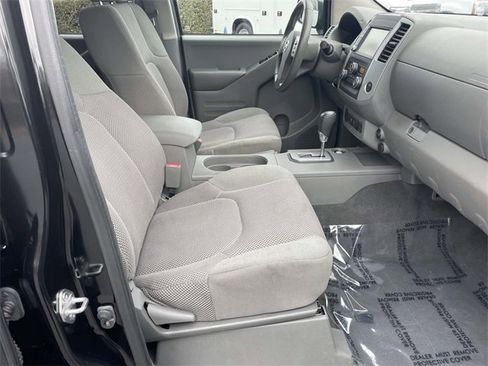 Used 2021 Nissan Frontier SV image 28