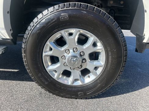 Used 2020 RAM 2500 Laramie AWD/4WD image 35