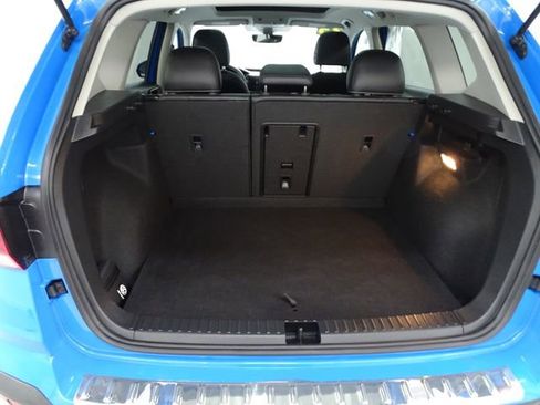 Used 2023 Volkswagen Taos SEL image 23