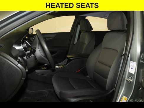 Used 2024 Chevrolet Malibu LT FWD image 3