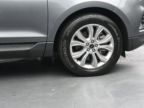 Used 2024 Ford Edge Titanium AWD/4WD image 11