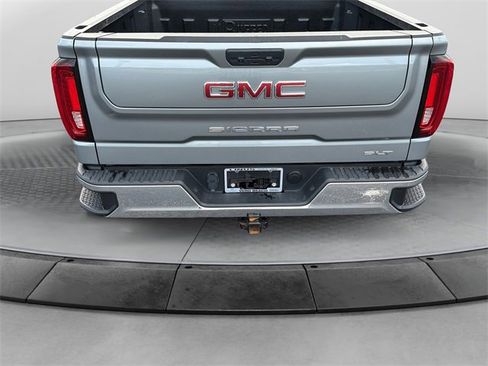 Used 2024 GMC Sierra 1500 SLT image 13