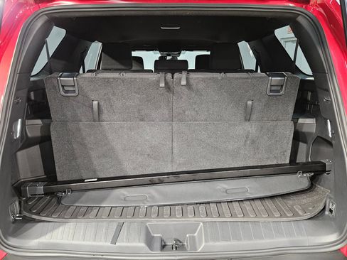 Certified 2025 Toyota 4Runner SR5 AWD/4WD image 18