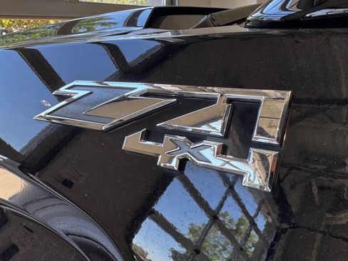 Used 2018 GMC Sierra 1500 SLT AWD/4WD image 9