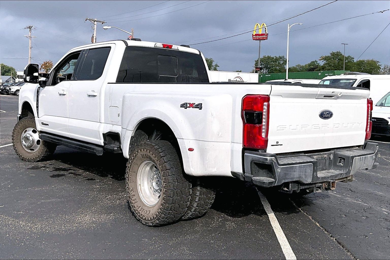 Used 2023 Ford F350 Lariat AWD/4WD image 6
