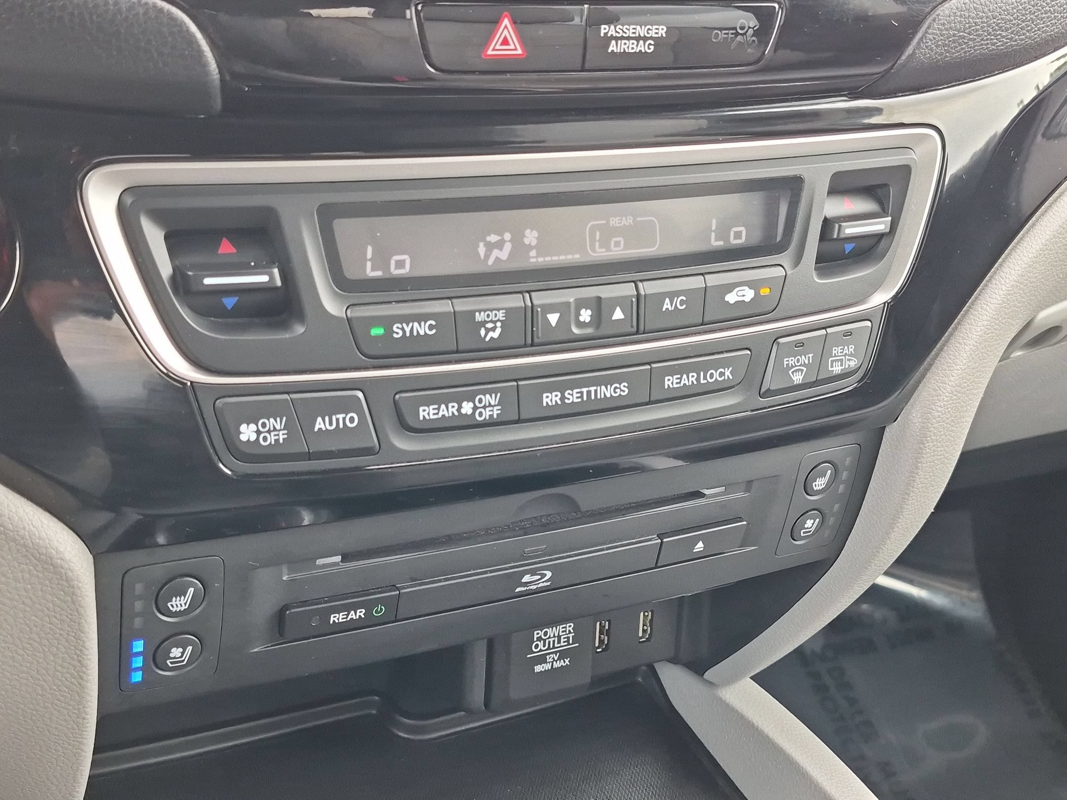 Used 2018 Honda Pilot Elite image 22