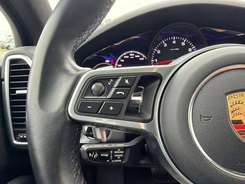 Used 2021 Porsche Cayenne AWD/4WD image 26