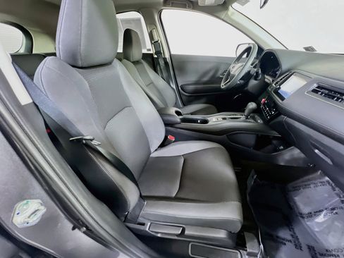 Used 2022 Honda HR-V EX image 27