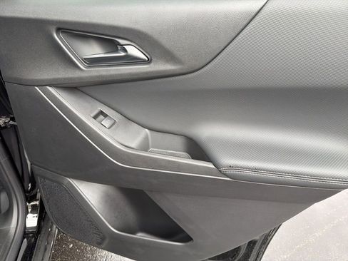 New 2026 Chevrolet Equinox LT w/ Convenience Package II image 36