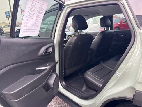 Used 2025 Chevrolet Trax ACTIV w/ Driver Confidence Package FWD image 23