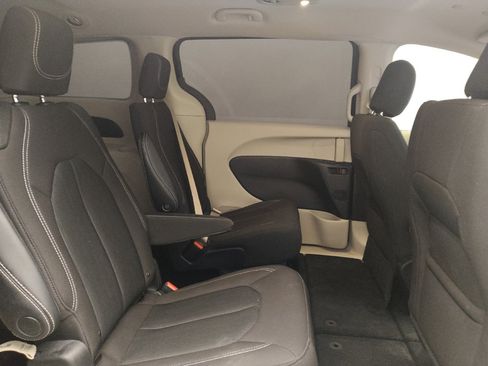 Used 2023 Chrysler Voyager LX w/ Fleet Security Group FWD image 19