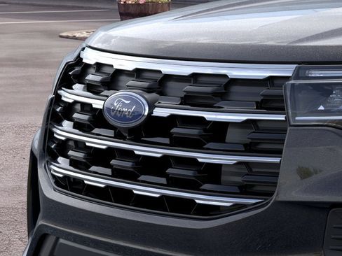 New 2026 Ford Explorer Active AWD/4WD image 17