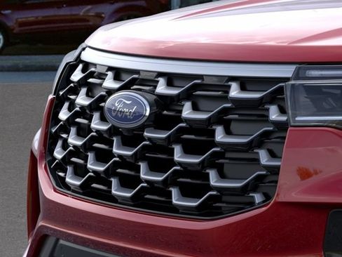 New 2026 Ford Explorer Platinum w/ LUX Leather Package AWD/4WD image 17
