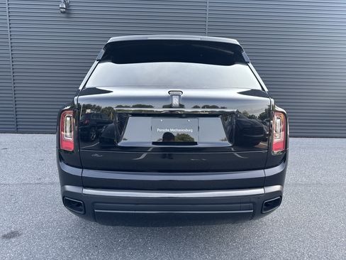 Used 2023 Rolls-Royce Cullinan Black Badge w/ Driver's Package AWD/4WD image 32