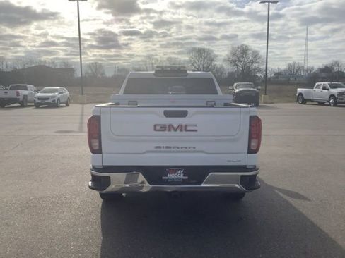 Used 2021 GMC Sierra 1500 SLE image 6