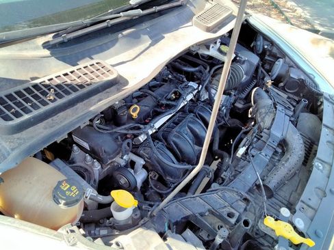 Used 2019 Ford Escape S image 28