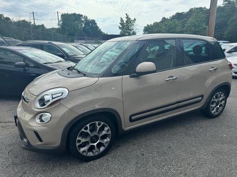 Used 2015 FIAT 500L Trekking image 4