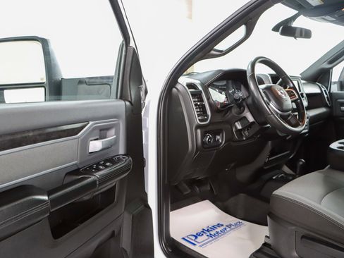 Used 2023 RAM 3500 SLT w/ Quick Order Package 2YG SLT image 3