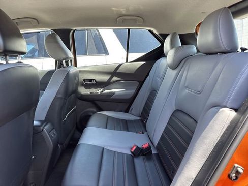 Used 2023 Nissan Kicks SR w/ SR Premium Package FWD image 9