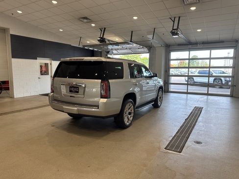 Used 2016 GMC Yukon Denali w/ Open Road Package image 6