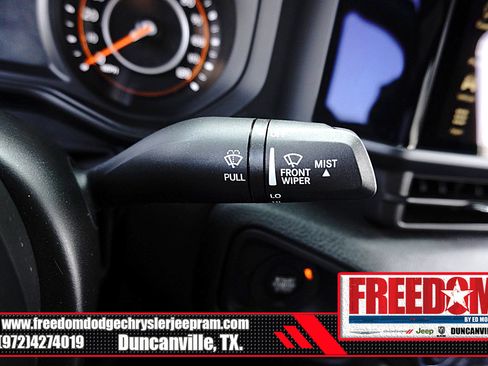 Used 2025 Jeep Gladiator Sport AWD/4WD image 38