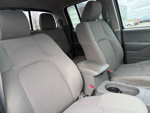 Used 2015 Nissan Frontier SV w/ SV Value Truck Package image 15