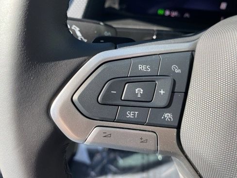 New 2026 Volkswagen Atlas Cross Sport SEL Premium R-Line image 32