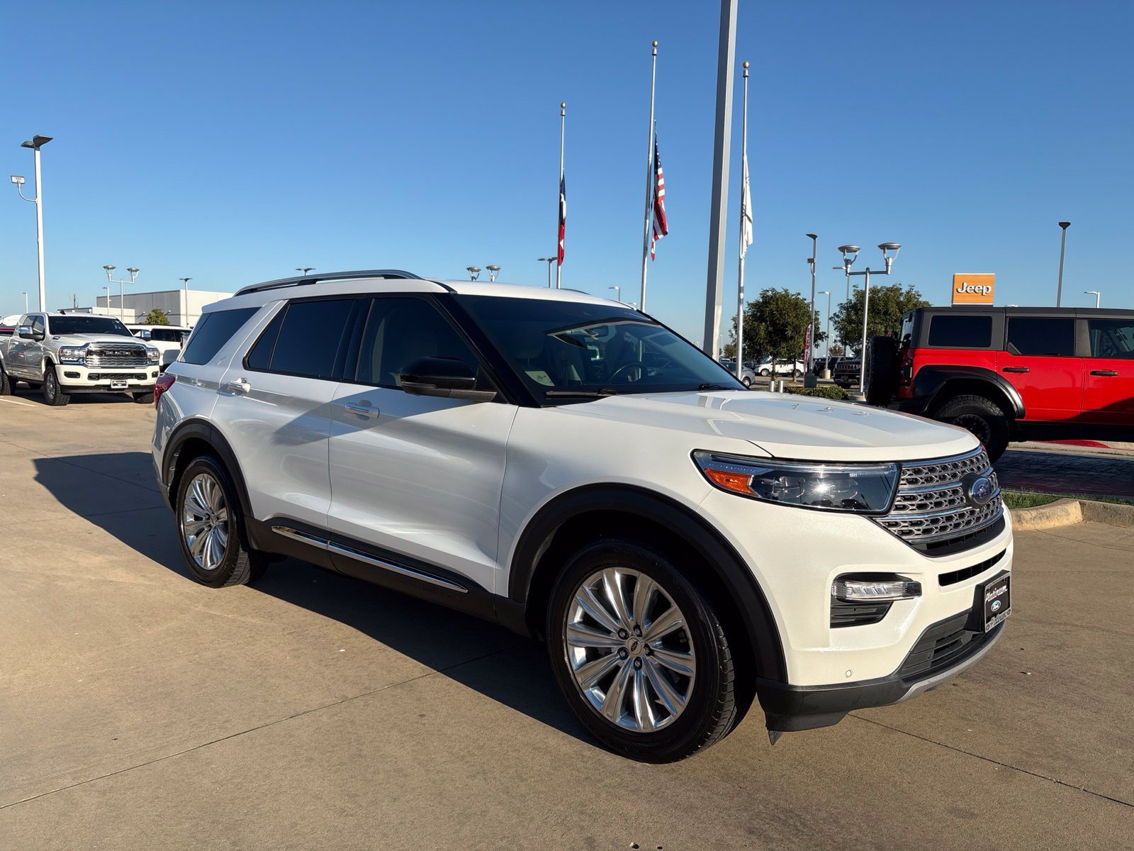 Used 2021 Ford Explorer Limited w/ Equipment Group 301A RWD image 8