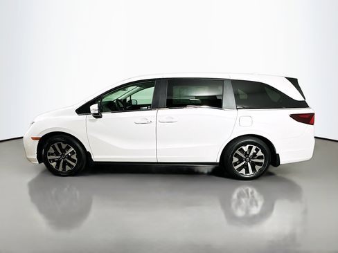 New 2026 Honda Odyssey EX-L image 4