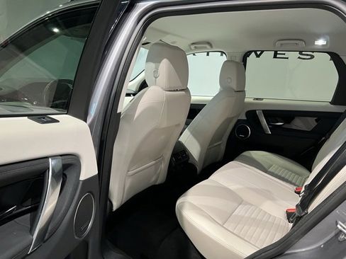 Used 2023 Land Rover Discovery Sport SE image 41