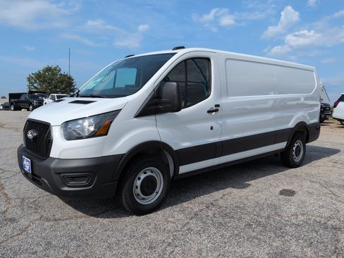 New 2026 Ford Transit 150 Low Roof RWD image 6