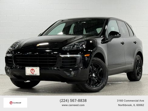 Used 2016 Porsche Cayenne AWD/4WD image 1