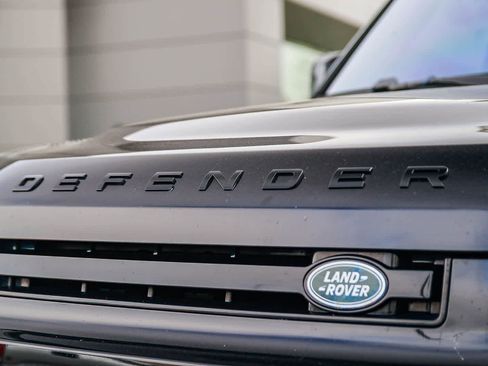 Used 2020 Land Rover Defender 110 S AWD/4WD image 10