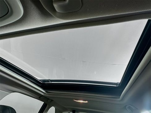 Used 2020 Subaru Forester Limited image 20