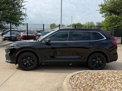 Used 2025 Honda CR-V Sport Touring image 2