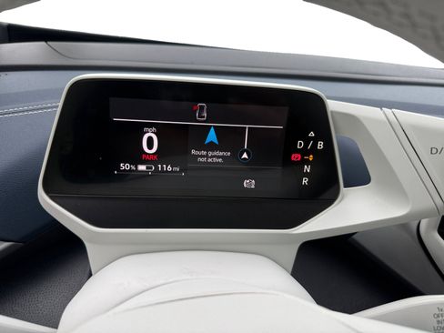 Certified 2023 Volkswagen ID.4 Pro S AWD/4WD image 11