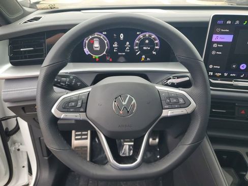 New 2026 Volkswagen Tiguan SE R-Line image 20