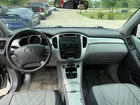Used 2007 Toyota Highlander Limited AWD/4WD image 11