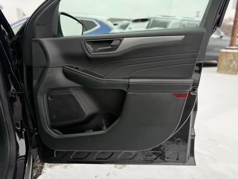 Certified 2023 Ford Escape AWD image 15