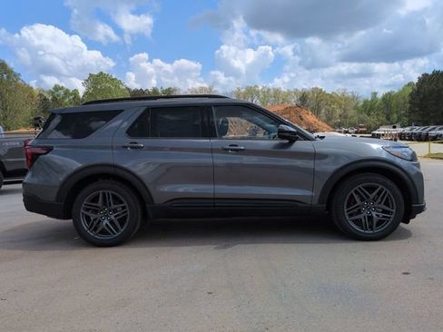 New 2026 Ford Explorer ST w/ Sun And Sound Package AWD/4WD image 3