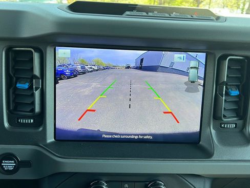 Used 2024 Ford Bronco Black Diamond AWD/4WD image 10